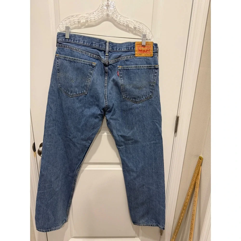 Levi's Mens 505 Straight Leg Jeans Medium‎ Wash Blue 36x32